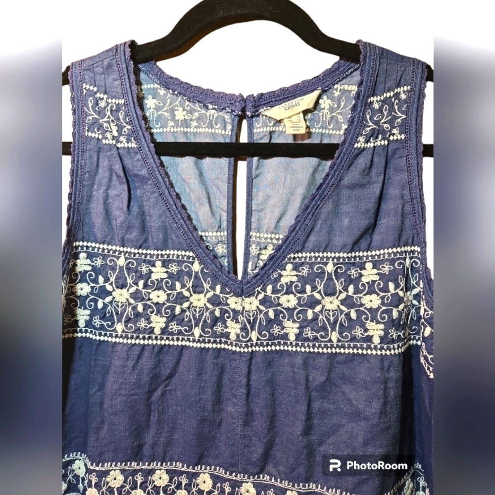 Lands End Canvas Embroidered Floral Top Size 10 - Picture 2 of 7